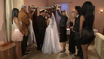 play Xnxx Filme mit Schwarzen eine Braut nach der perversen Hochzeit gefickt