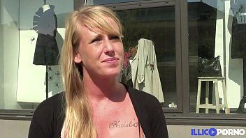 play milf nackt in der öffentlichkeit und bei pahardcoree eingedrungen
