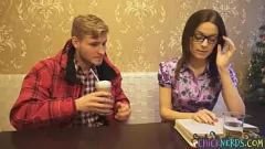 Spex Teen devine hardcore în ochelari și cowgirl